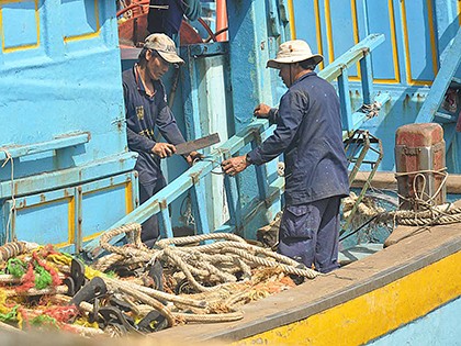 Bão số 16: Kêu gọi 8600 tàu cá vào bờ, Bà Rịa-Vũng Tàu tìm kiếm tàu cá mất tích ảnh 2