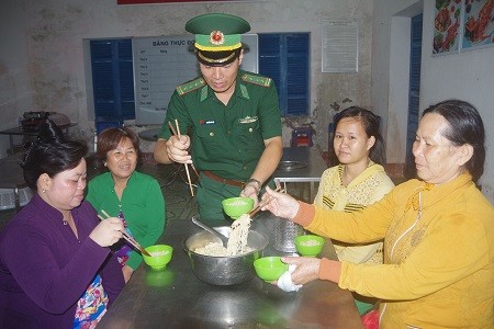 Muôn kiểu tránh bão của người dân Nam Bộ ảnh 3