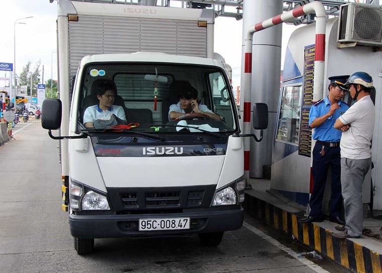 Tài xế giở 'bài cùn', BOT Cần Thơ-Phụng Hiệp tiếp tục 'xả trạm' ảnh 2