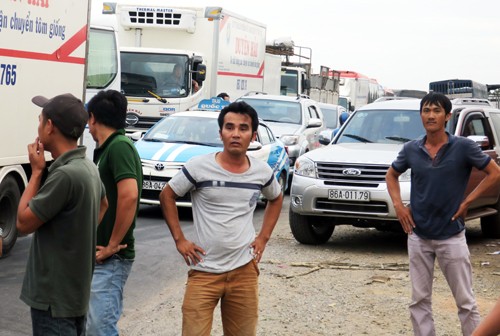 BOT Sông Phan: Người dân cung cấp tiền lẻ cho tài xế mua vé, chủ đầu tư 'xả trạm' ảnh 2