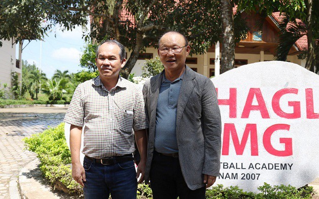 Bầu Đức: 'Bóng đá Việt Nam chỉ một đêm đã bơi ra biển lớn' ảnh 2