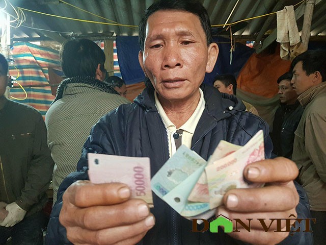 Cai thầu và chính quyền ứng trước tiền lương cho 37 công nhân về quê ăn Tết ảnh 3