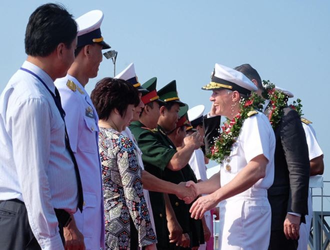 Chùm ảnh: Ngày đầu tiên của thủy thủ đoàn USS Carl Vinson tại Đà Nẵng ảnh 6