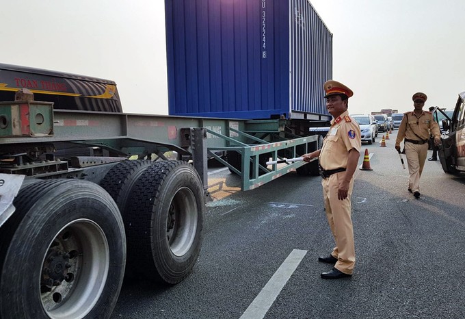 Hiểm họa khôn lường ẩn sau làn khói trên cao tốc Long Thành-Dầu Giây ảnh 6