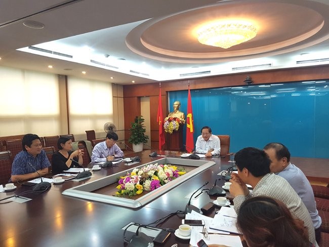 Bộ trưởng Trương Minh Tuấn: 'Nhà mạng không thể lùi ngày bổ sung ảnh chân dung thuê bao' ảnh 1