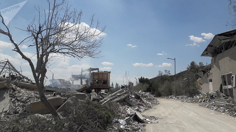 Video: Cơ sở sản xuất thuốc ung thư tại Syria tan hoang do tên lửa phương Tây ảnh 2