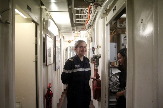 Cận cảnh hai tàu chiến Pháp cập cảng tại Việt Nam ảnh 4