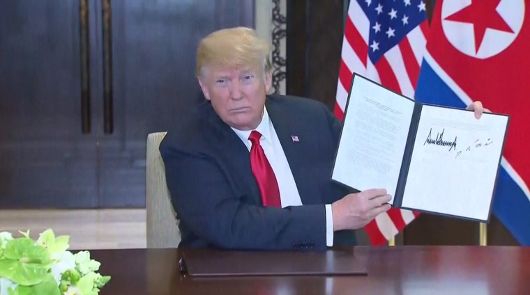 Kim và Trump ký kết hiệp ước “quan trọng, toàn diện” ảnh 3