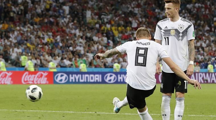 Từ tội đồ hóa người hùng, Kroos giúp Đức giành trọn 3 điểm trước Thụy Điển ảnh 3