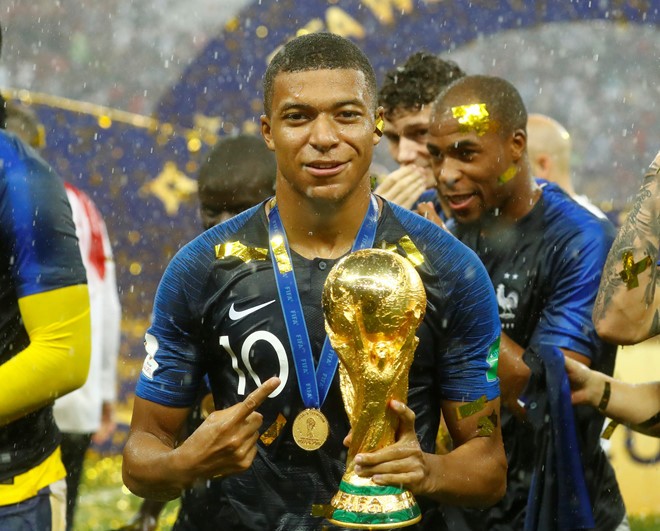 Kylian Mbappe tiếp tục 'ngả mũ' trước vua bóng đá Pele ảnh 1