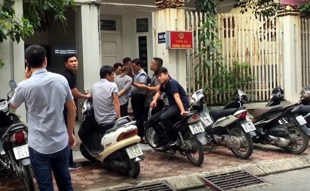 Công an vào cuộc vụ khủng bố, chặt thẻ Hội viên của hai phóng viên ảnh 1