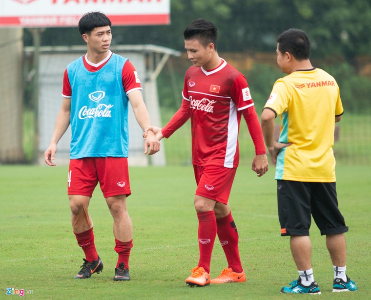 ĐT U23 Việt Nam: Thủ môn Tiến Dũng chắc suất bắt chính trước U23 Oman ảnh 1