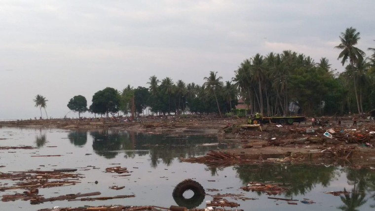 Chùm ảnh: Thành phố biển Palu của Indonesia thành bình địa sau thảm họa kép ảnh 2