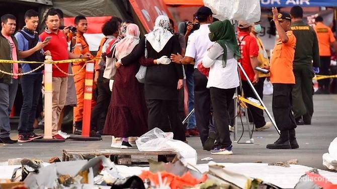 Tìm thấy hộp đen của chiếc máy bay JT610 rơi xuống biển Indonesia ảnh 2