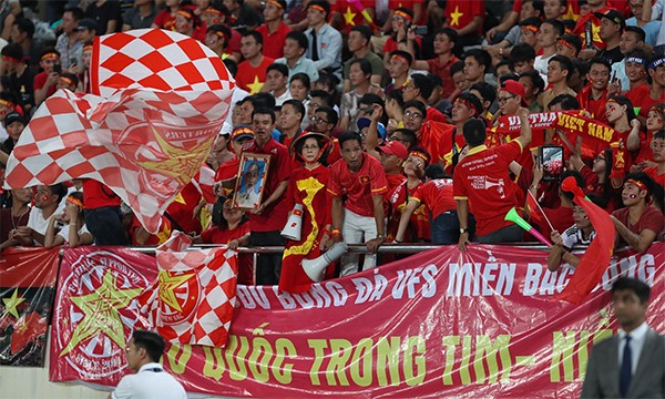 Hàng công 'nổ súng', đội tuyển Việt Nam ra quân thắng lợi ảnh 1