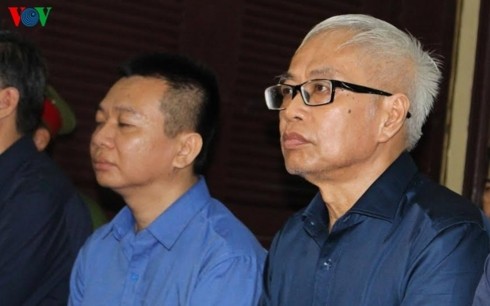 Xét xử vụ án Đông Á Bank: Vũ 'nhôm' vắng mặt, Trần Phương Bình nhận tội ảnh 1