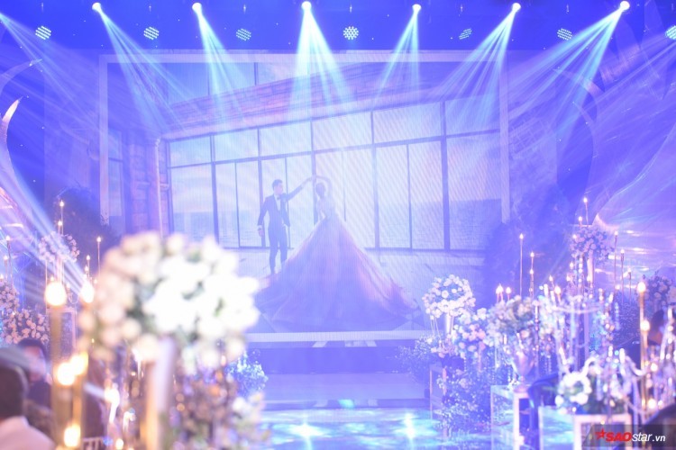 Toàn cảnh hôn lễ Ưng Hoàng Phúc - Kim Cương: Ngọt ngào, ấp ám tựa 'câu chuyện cổ tích' giữa đời thường ảnh 4