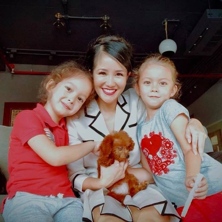 Hồng Nhung: '2 thiên thần Tôm - Tép truyền năng lượng tích cực cho tôi sau những biến cố' ảnh 1