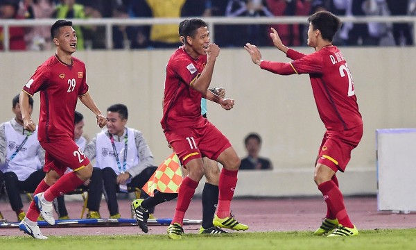 Chiến đấu đầy quả cảm, đội tuyển Việt Nam 'đả bại' Malaysia để giành ngôi vô địch AFF Cup 2018 ảnh 1