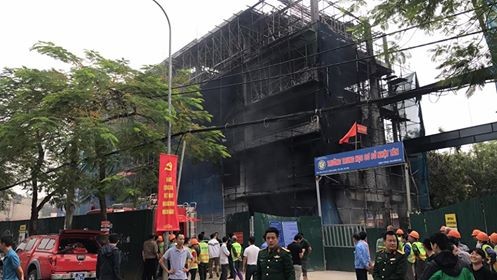 Hà Nội: Cháy lớn tại tòa nhà đang thi công trong trường THCS Nhật Tân ảnh 2
