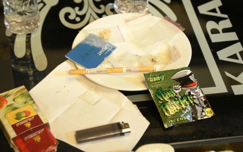 Hà Tĩnh: Bắt giữ nhóm đối tượng gồm cán bộ, giáo viên sử dụng ma túy ảnh 1