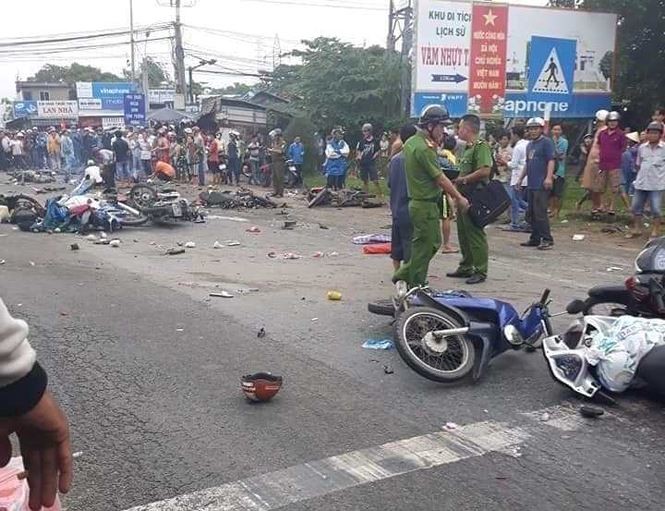 Tài xế container gây tai nạn thảm khốc đã ra đầu thú trong đêm ảnh 1