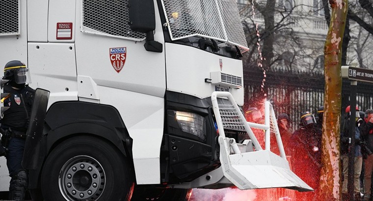 Pháp huy động lực lượng an ninh 80.000 người trước làn sóng biểu tình ảnh 1