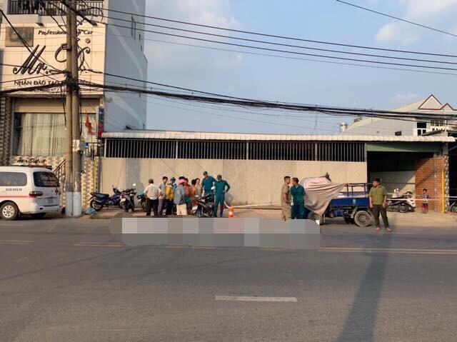 Cụ ông chết gục trên tay lái xe ba gác ngày 28 Tết ảnh 1