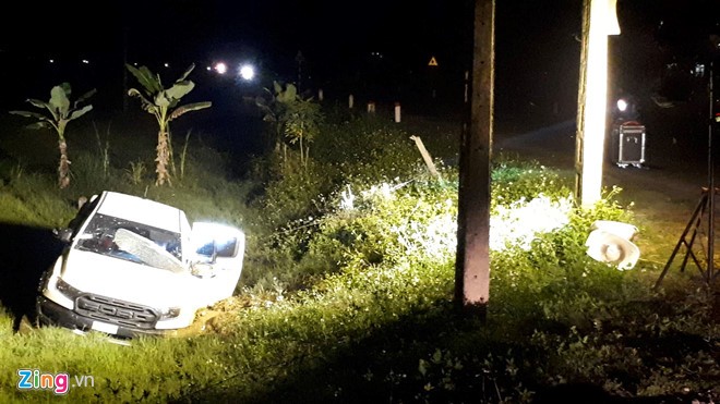 Toàn cảnh vụ bao vây 2 đối tượng dùng súng và lựu đạn cố thủ trong xe ảnh 4