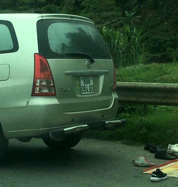 Xác minh trường hợp dừng xe, trải chiếu ngồi ăn trên cao tốc Nội Bài-Lào Cai ảnh 1