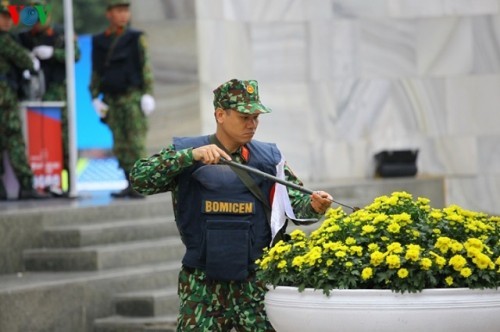 Ảnh: Xe đặc chủng, bọc thép tham dự lễ xuất quân của Công an TP Hà Nội ảnh 12