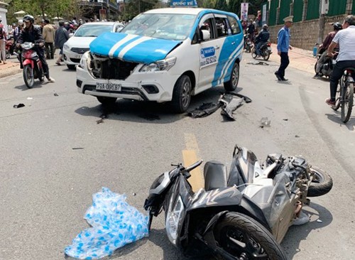 Tài xế 'ngáo đá' gây tai nạn liên hoàn có quốc tịch Mỹ ảnh 1