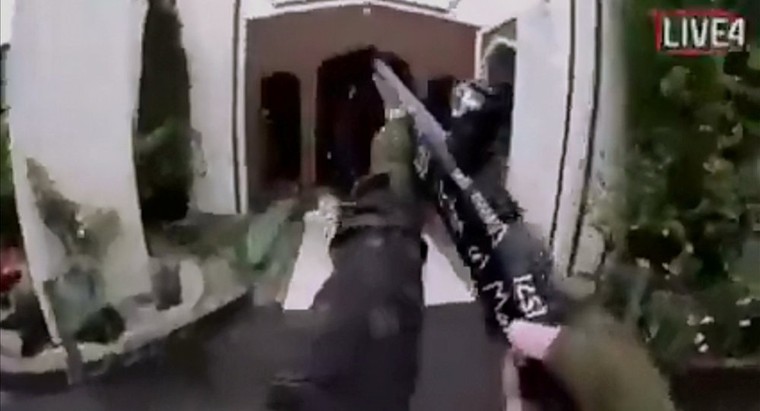 Chân dung nghi phạm thảm sát người Hồi giáo tại New Zealand ảnh 1