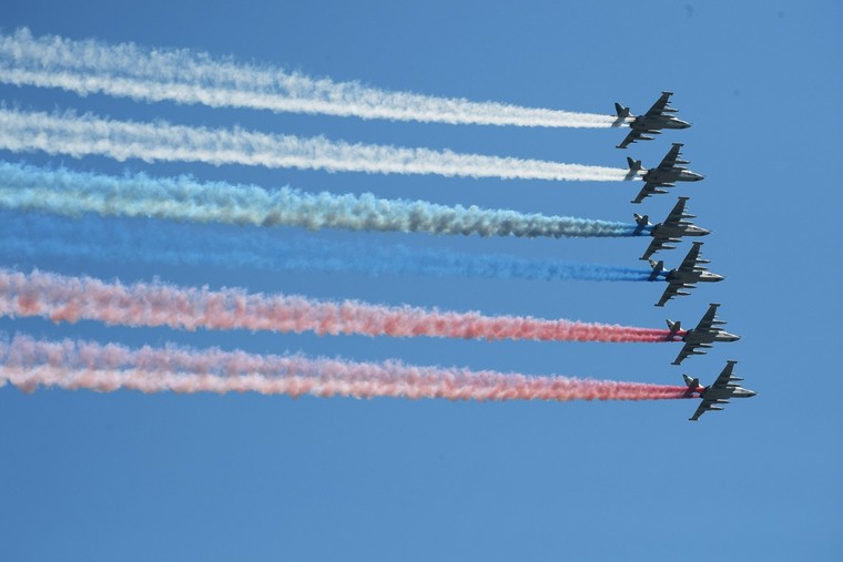 Ảnh: Quân đội Nga phô diễn sức mạnh trước thềm Ngày Chiến thắng ảnh 4