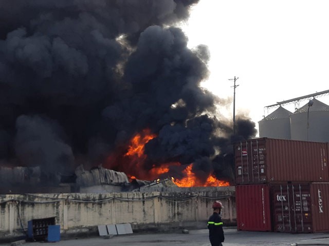 Hỏa hoạn ở khu nhà xưởng công ty nhựa tại Hải Phòng ảnh 3