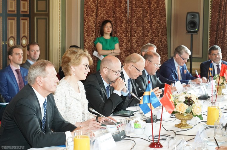 Thủ tướng Nguyễn Xuân Phúc hội đàm với Thủ tướng Thụy Điển ảnh 13