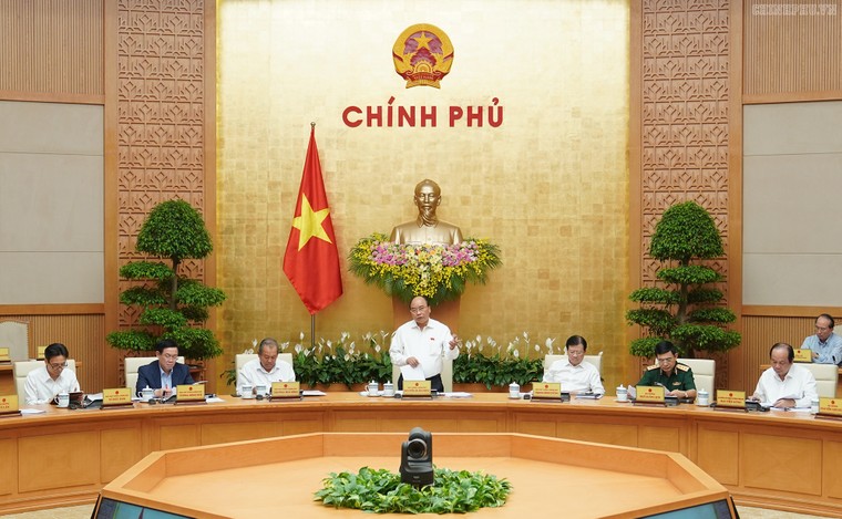 Thủ tướng: Không tăng giá dịch vụ công dồn dập vào một thời điểm ảnh 1