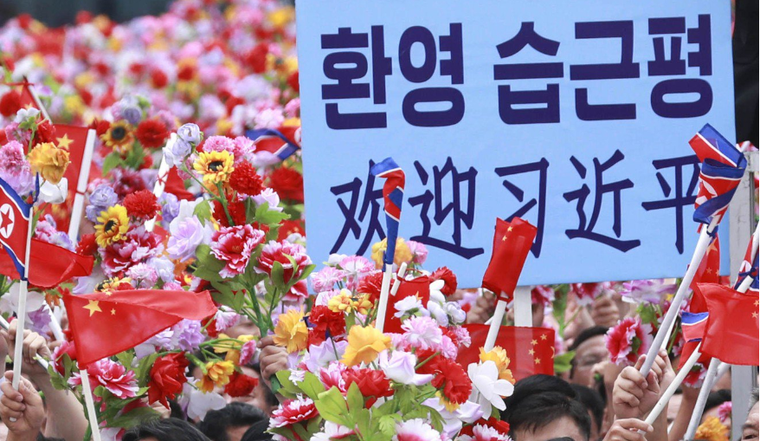 Hàng chục nghìn người Triều Tiên xếp hàng chào đón Chủ tịch Tập Cận Bình ảnh 4