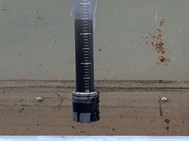 Nước sông Tô Lịch trong nhìn thấy đáy nhờ công nghệ Nhật Bản ảnh 1