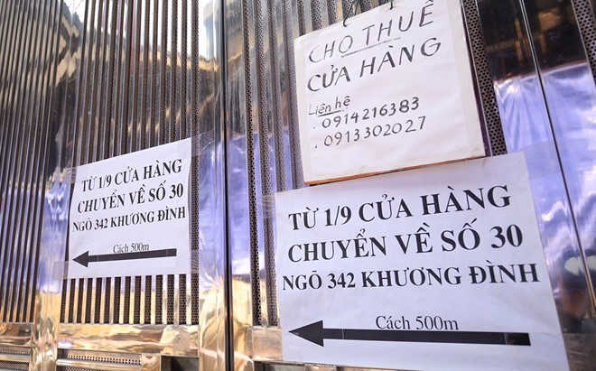 Người dân Hạ Đình đổ xô đi khám sức khỏe sau sự cố cháy nổ ảnh 1