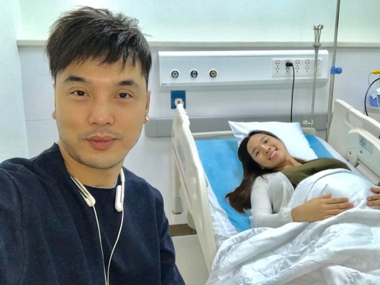 Ưng Hoàng Phúc cùng vợ chào đón con gái mới sinh ảnh 1