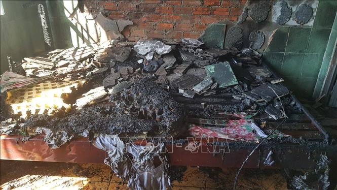 Cháy nhà nghỉ ở Bình Phước, nghi do khách trọ phóng hỏa ảnh 1