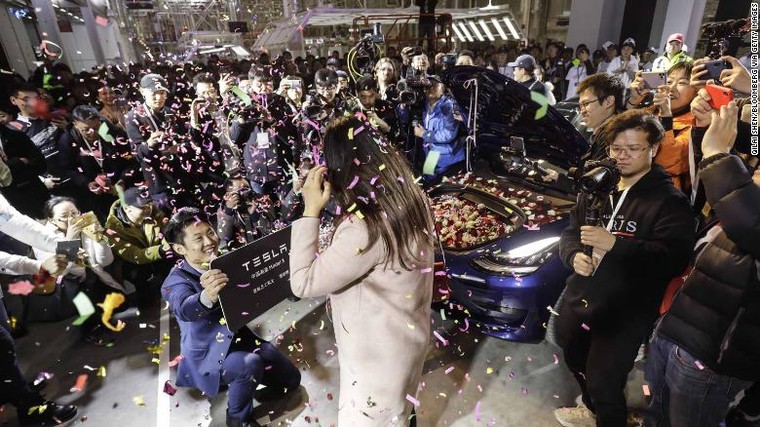Tesla bán 15 chiếc Model 3 cho các nhân viên Trung Quốc ảnh 1