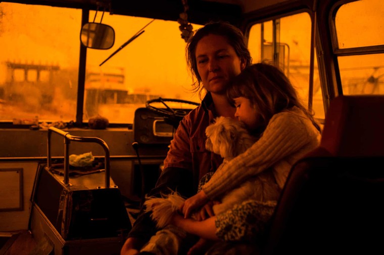 Hỏa hoạn khiến người dân Australia như trải qua ngày tận thế ảnh 2