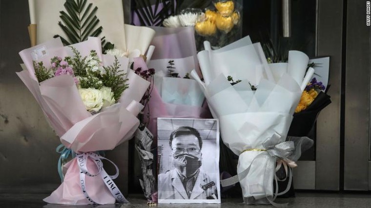 Hàng trăm y, bác sĩ Trung Quốc đối mặt nguy cơ nhiễm Covid-19 ảnh 5