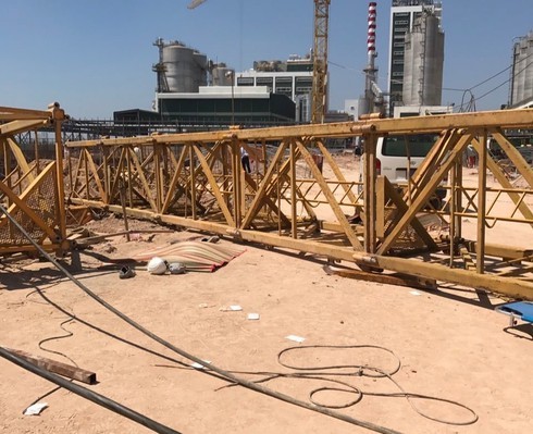 Sập cần cẩu tại Bình Dương khiến 5 người thương vong ảnh 1