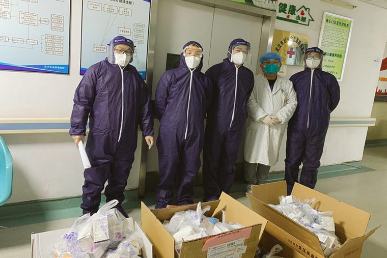 Cuộc đua cung cấp thuốc HIV tại Vũ Hán ảnh 4