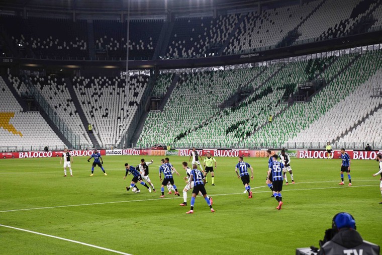 Thư Milan: 'Khi bóng đá không còn quan trọng nữa' ảnh 5