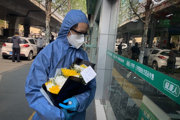 Chấm dứt phong tỏa, người Vũ Hán vẫn hoài nghi về tương lai ảnh 7