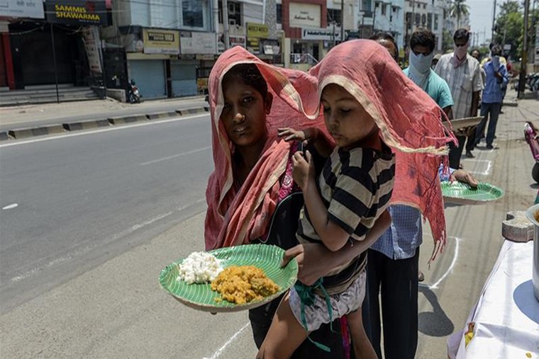 Người nghèo Ấn Độ lao đao vì lệnh ở nhà ảnh 4